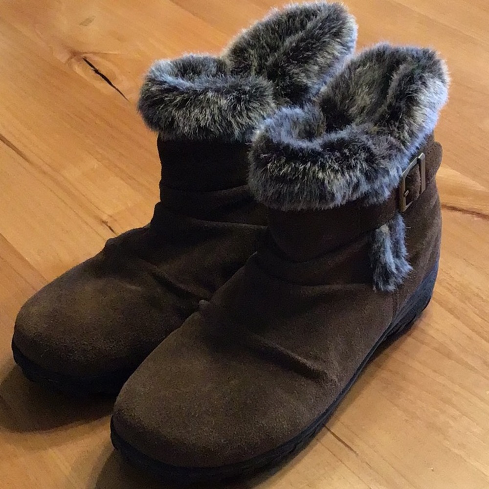 Khombu Buckle Boot